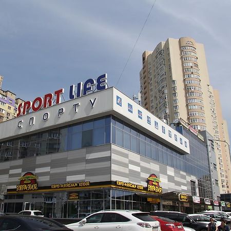Solo Apartment Dragomanova Kiev Dış mekan fotoğraf