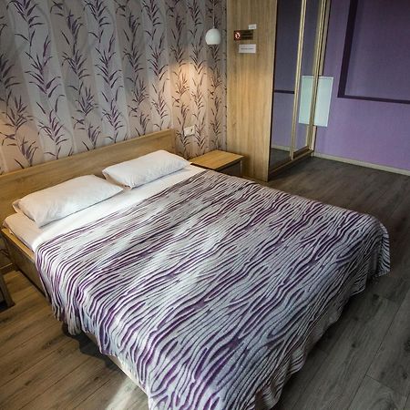 Solo Apartment Dragomanova Kiev Dış mekan fotoğraf