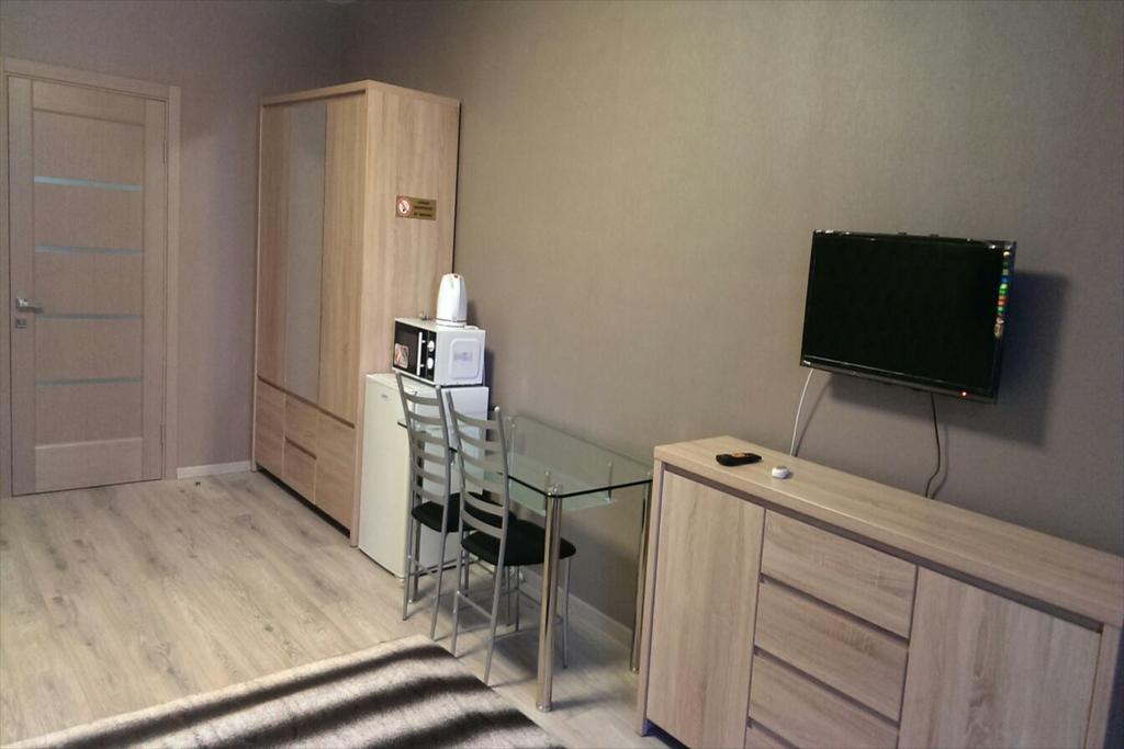 Solo Apartment Dragomanova Kiev Oda fotoğraf