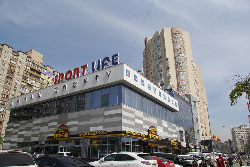 Solo Apartment Dragomanova Kiev Dış mekan fotoğraf